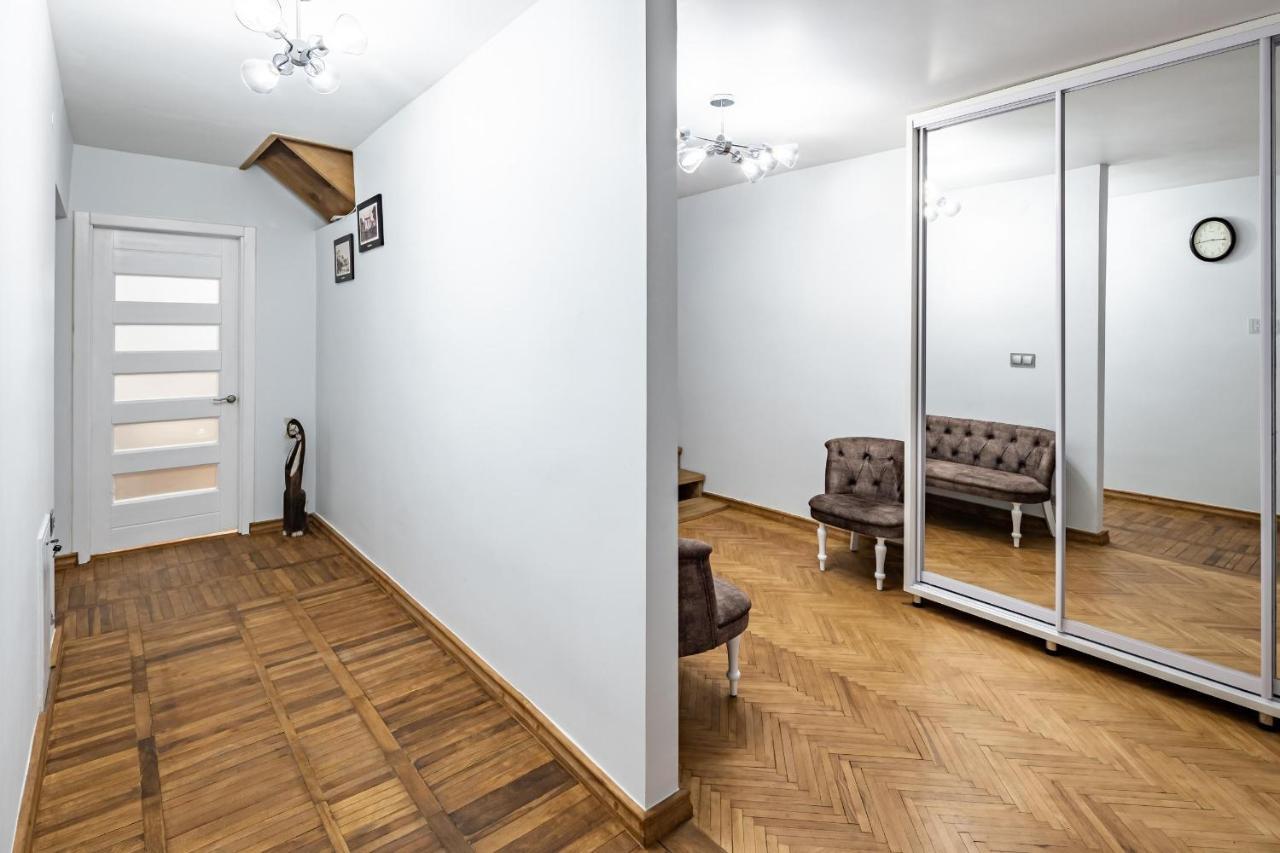 Romari Apartment Вірменська Leópolis Exterior foto