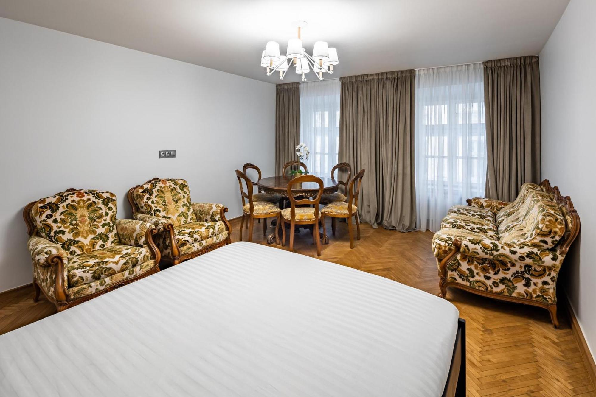 Romari Apartment Вірменська Leópolis Exterior foto